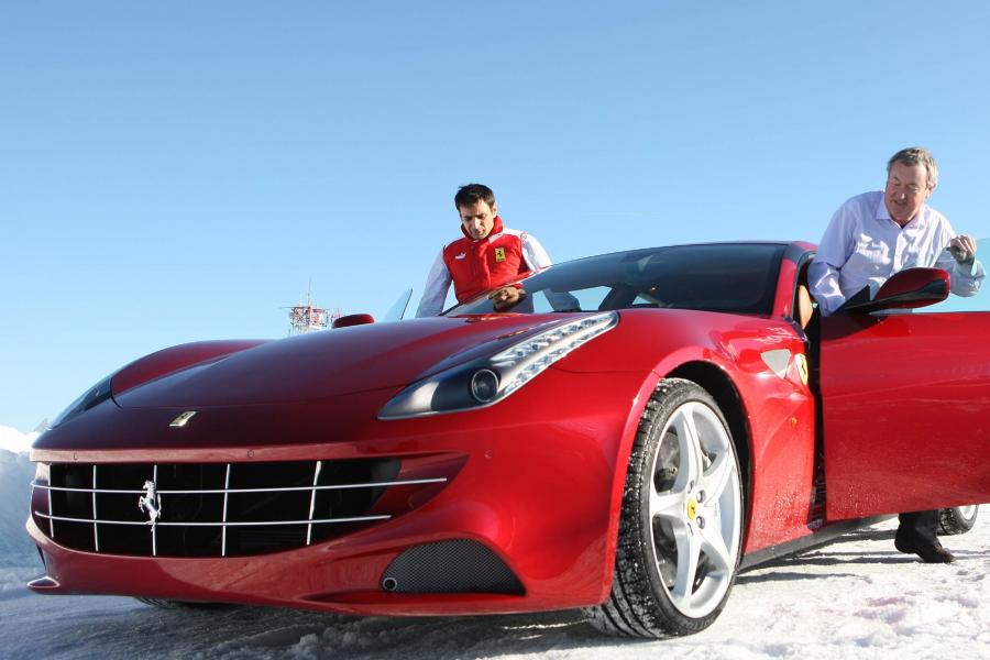  Ferrari FF 2011 года  (фото 71 из 195)